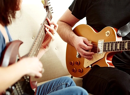 Gitar çalmayı ne kadar zamanda öğrenirim?