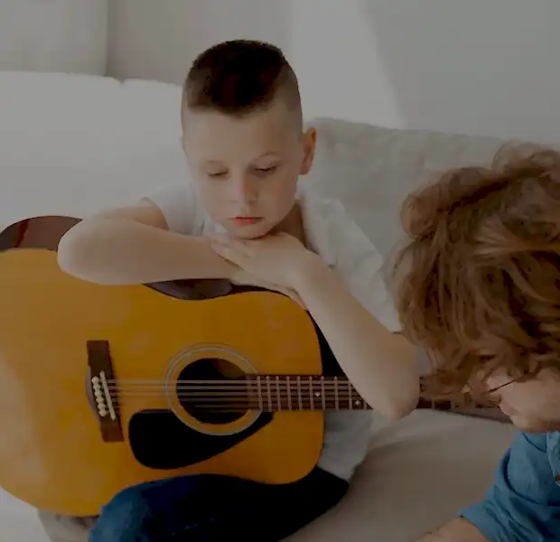 Klasik Gitar Kursu Bakı